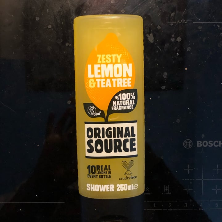 photo of Original Source  Zesty lemon & tea tree shared by @raffamarini on  02 Oct 2022 - review