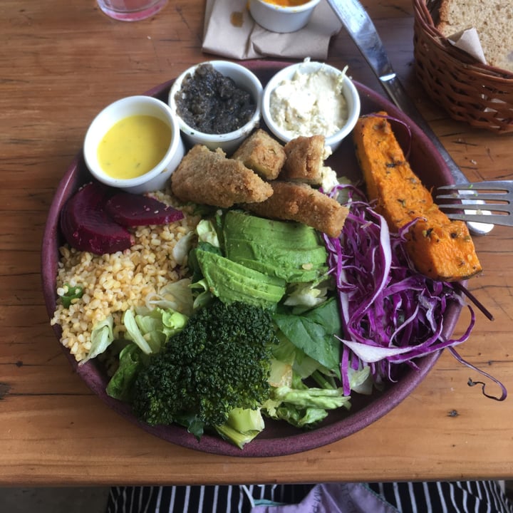 review photo of Artemisia Ensalada balanceada shared by @moragarcia on 07 Oct 2022 - review