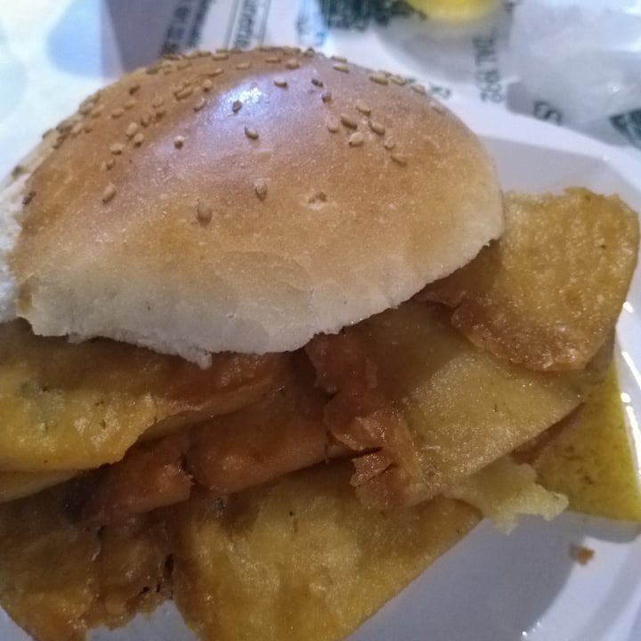 photo of Nni Franco U Vastiddaru Panino con panelle shared by @gaia-andhercats on  24 Apr 2022 - review