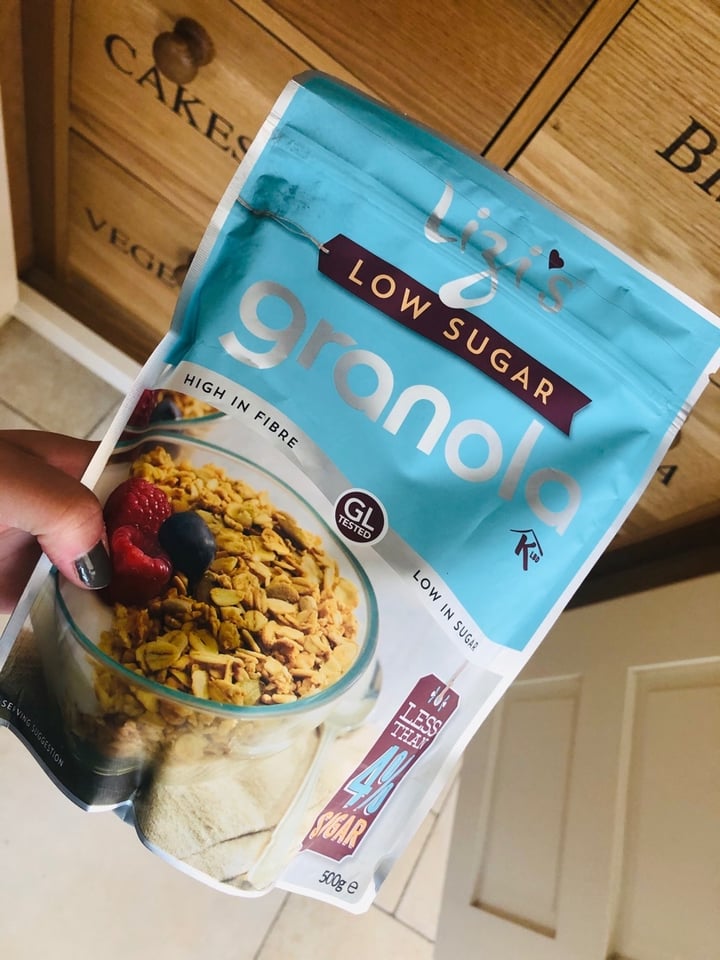 photo of Lizi's Granola Granola Low Sugar shared by @wonderpuch03 on  21 Apr 2020 - review