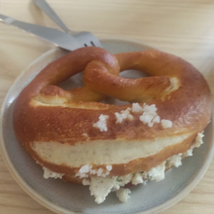 review photo of Kiez Vegan Cafe & Bistro Bretzel shared by @kalekitten on 20 Sep 2020 - review