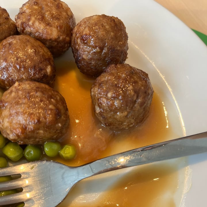 photo of IKEA Polpette Vegane shared by @charlotteauxfraises on  09 Jun 2022 - review