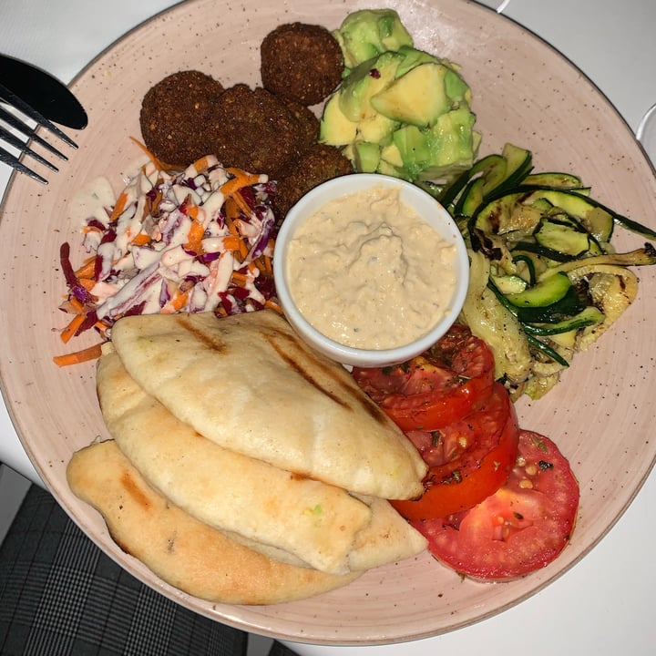 photo of Riverside Cafe And Bistro Mediterranean Bowl shared by @veggielover20 on  24 Feb 2022 - review