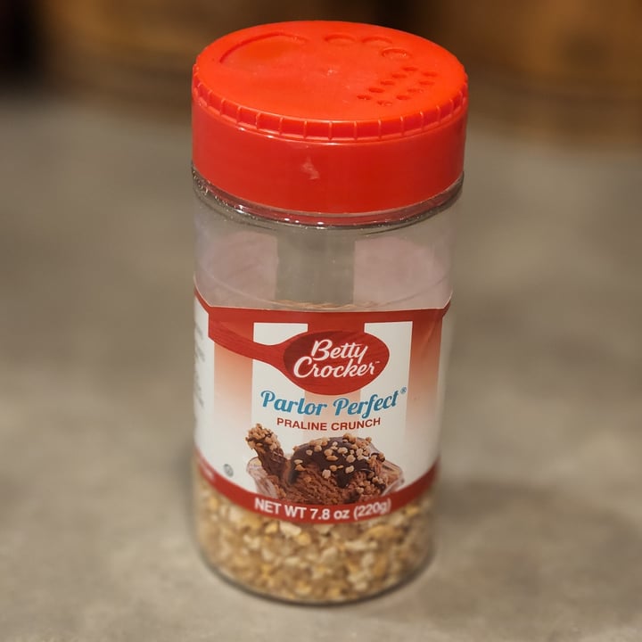 photo of Betty Crocker Parlor Perfect Praline Crunch shared by @ferguspuppydog on  28 May 2022 - review