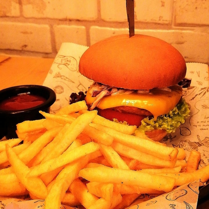 review photo of Meet The Veganz Z classic shared by @ksamaha on 07 Aug 2020 - review