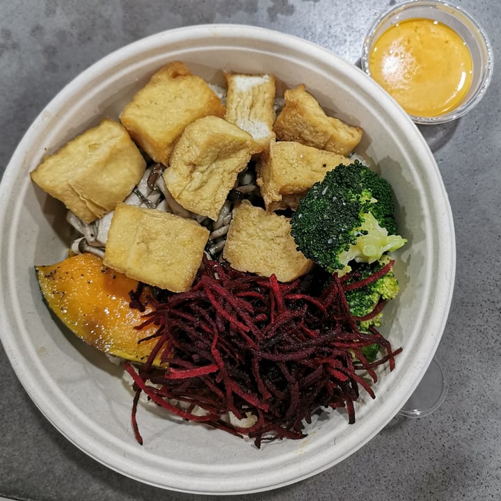 review photo of Toss & Turn Create Your Own Salad shared by @ycarolyn on 28 Mar 2021 - review