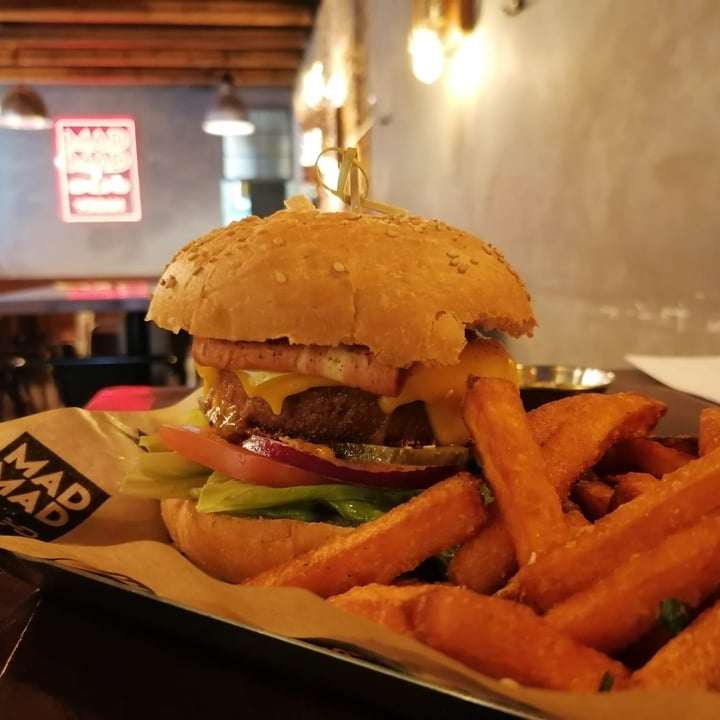 photo of Mad Mad Vegan Double cheese vacon shared by @sandoralosmios on  21 Jul 2020 - review