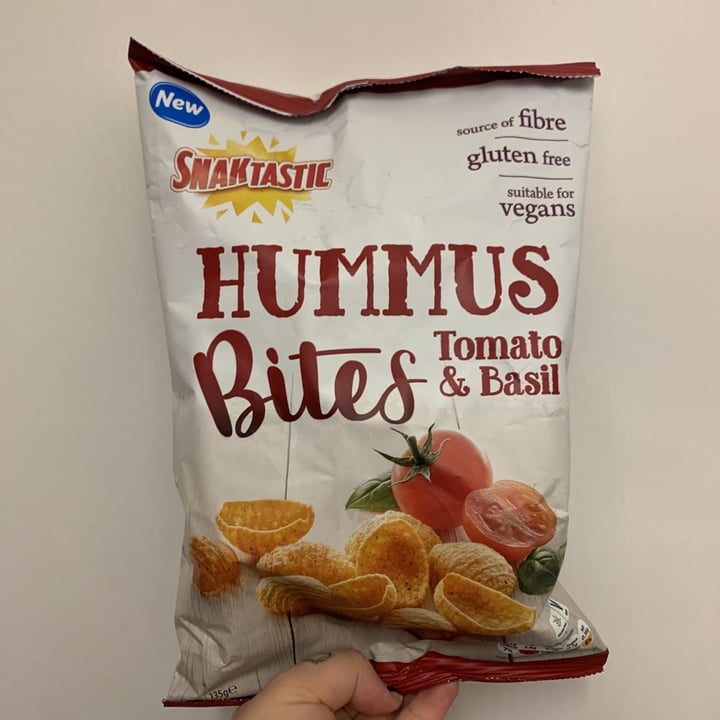 photo of Snaktastic Hummus Bites Tomato & Basil shared by @marruiz on  07 Apr 2021 - review