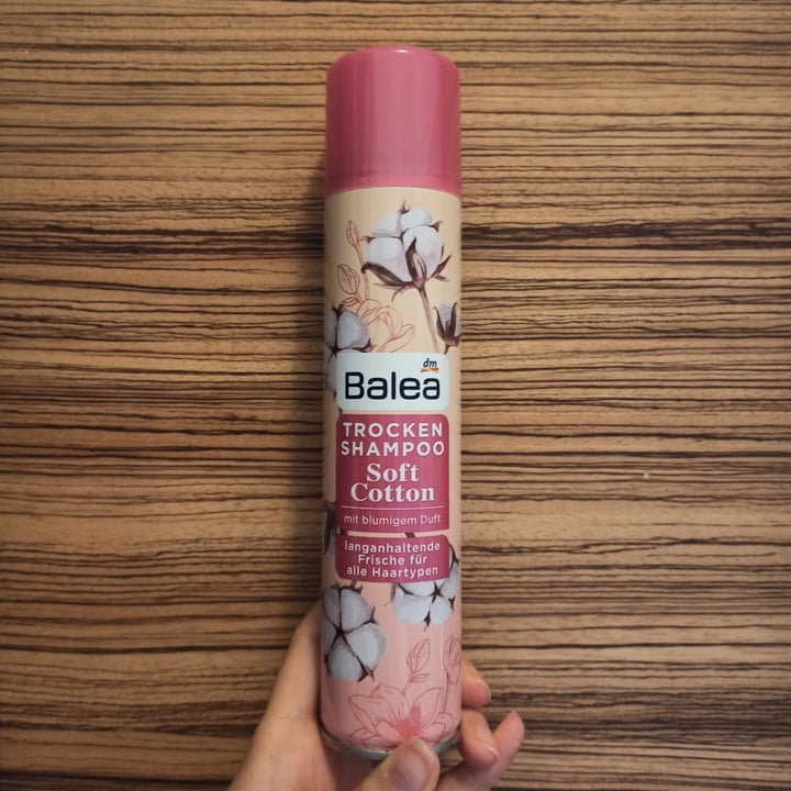 photo of Balea Shampoo secco Soft cotton shared by @julieve on  03 Aug 2022 - review