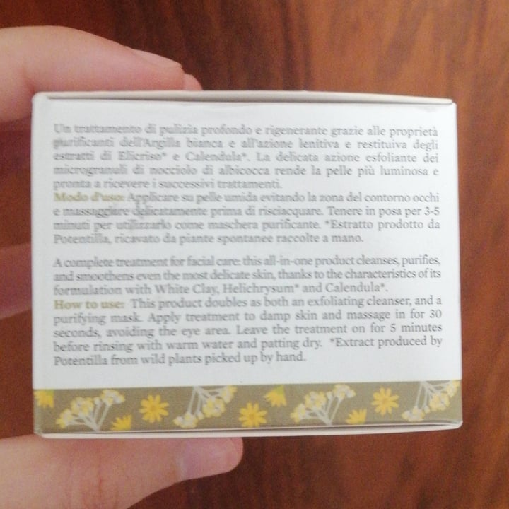 photo of Potentilla Detergente viso esfoliante shared by @sofisc on  29 Oct 2022 - review