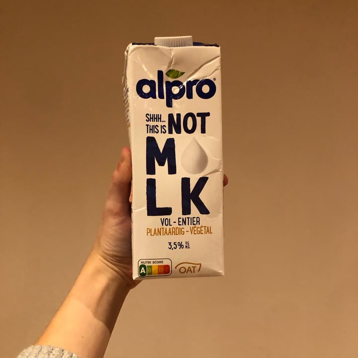 photo of Alpro This is not milk 3,5% Fett shared by @millasuperstar on  11 Nov 2021 - review
