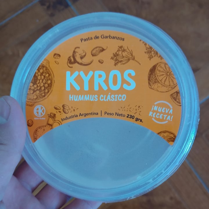 photo of Kyros Hummus clásico shared by @chocoamargo on  07 Dec 2021 - review