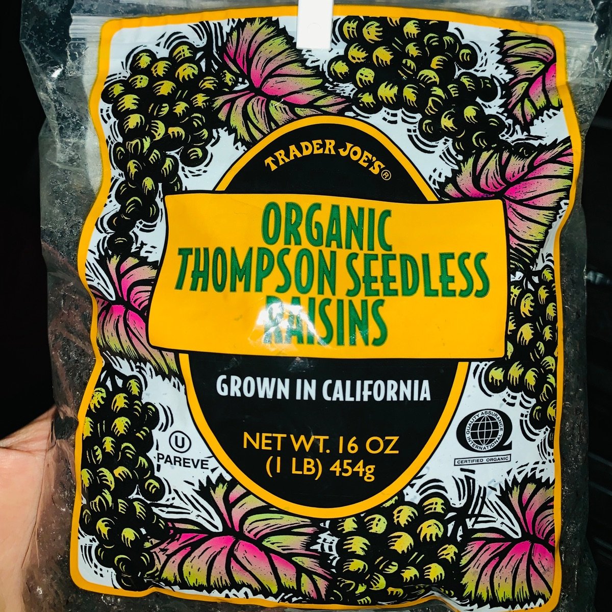 Organic Thompson Raisins from Trader Joe's - Vegan Product Reviews ...