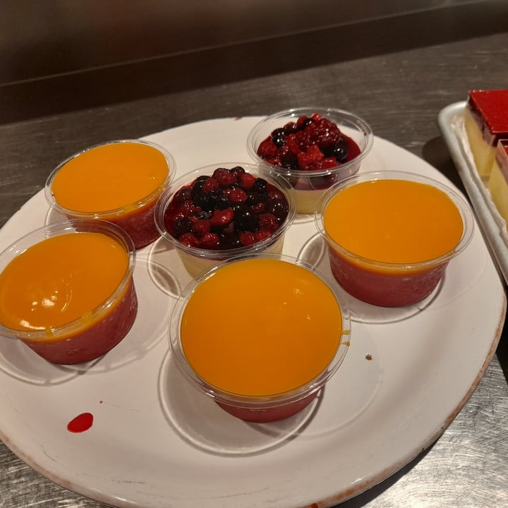 review photo of Botanica Lab Cucina Mini mousse di di crema di anacardi e frutta shared by @alessandraburzi on 15 Apr 2022 - review