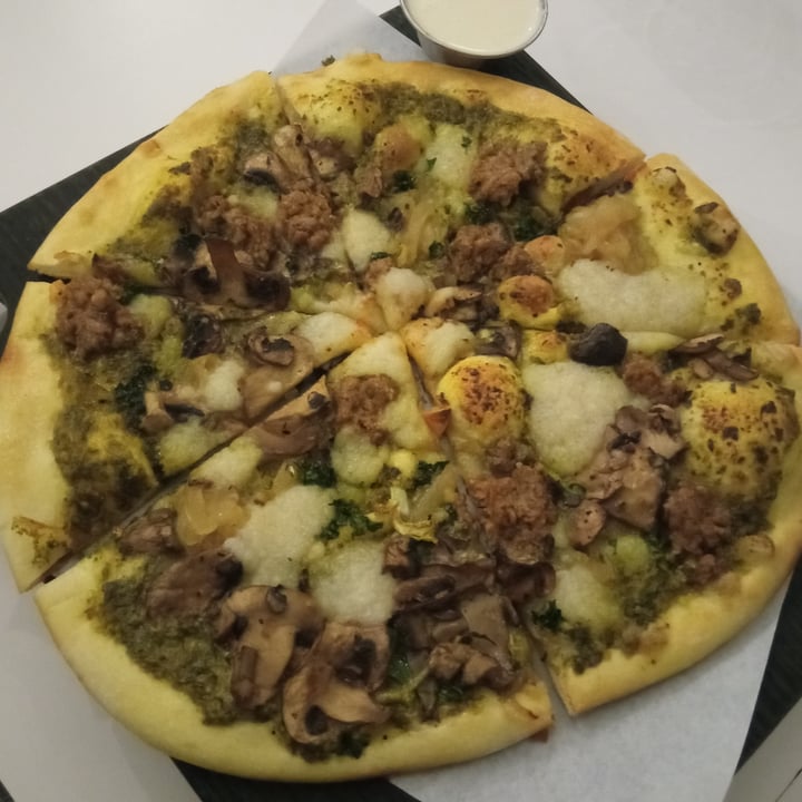photo of Virtuous Pie Forager Pizza shared by @marmigar on  13 Feb 2022 - review