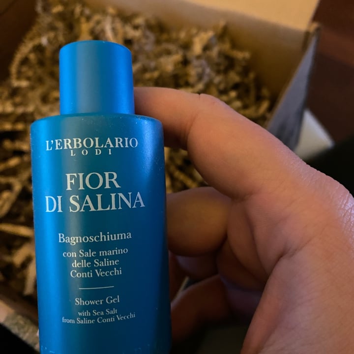 review photo of L' Erbolario Lodi Bagnoschiuma Fior di salina shared by @valeg90 on 29 Jan 2023 - review