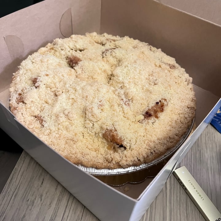 review photo of DC Vegan Apple Crumb Pie shared by @guatamabuddha on 02 Dec 2022 - review