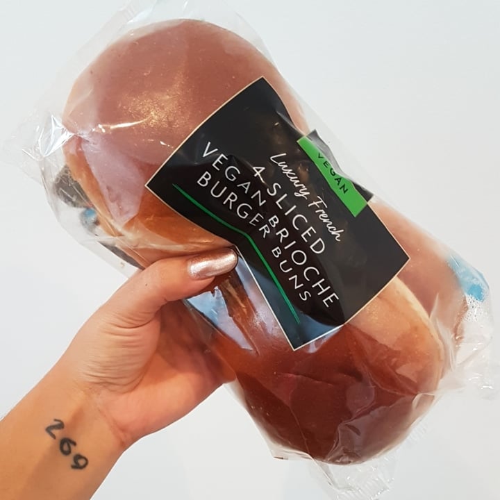 photo of ALDI Vegan Brioche Buns shared by @purplelilpixie on  05 Oct 2020 - review