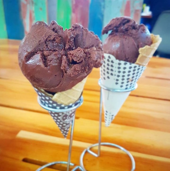 photo of Crepes & Waffles Arte-Sano Cono Doble shared by @womanvegan on  22 Aug 2019 - review