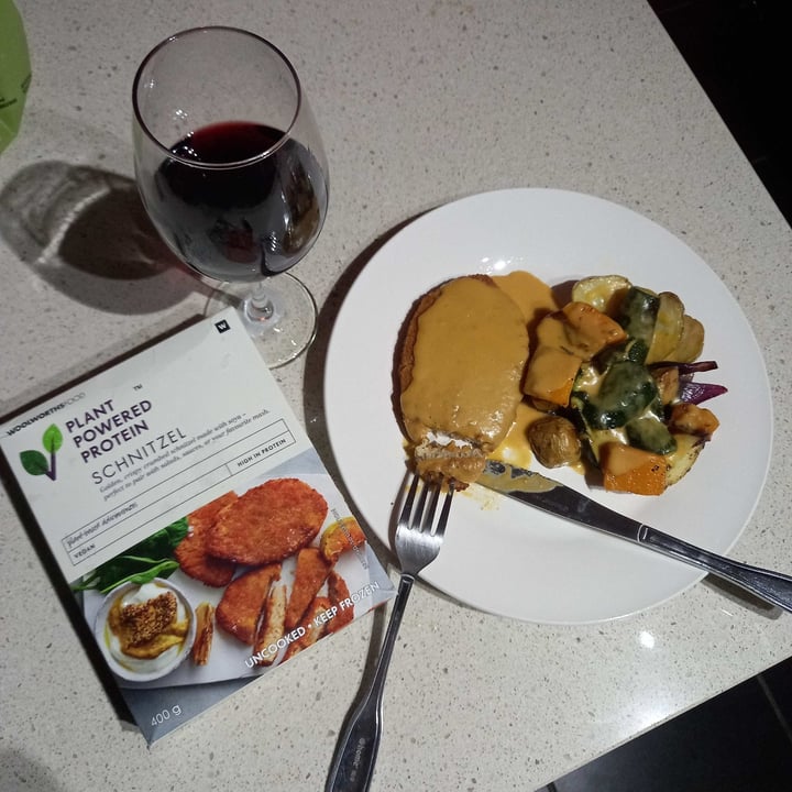 photo of Woolworths Food Plant based chicken schnitzel shared by @chloewho on  07 Aug 2021 - review