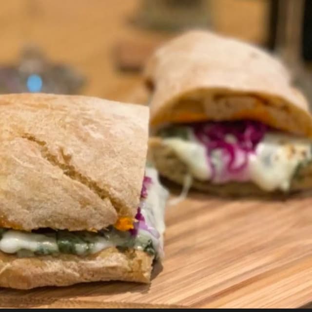 Photo of the dish “Sanduíche De Espinafre (Vegan)”