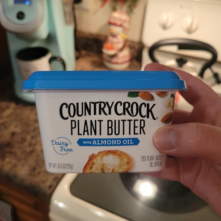 photo of CountryCrock Plant Butter with Almond Oil shared by @veganwildflower on  17 Jan 2022 - review