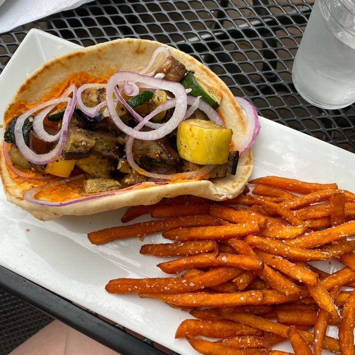 photo of Lititz Springs Inn And Spa Vegetable Pita shared by @elisethyrum on  11 Jun 2022 - review