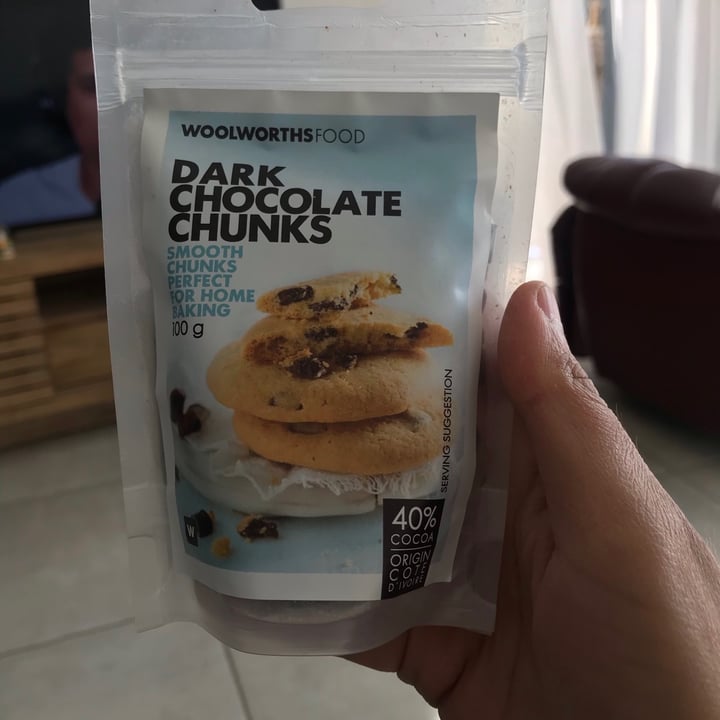 photo of Woolworths Food Dark chocolate chunks shared by @plantpoweredpayalla on  14 Sep 2020 - review