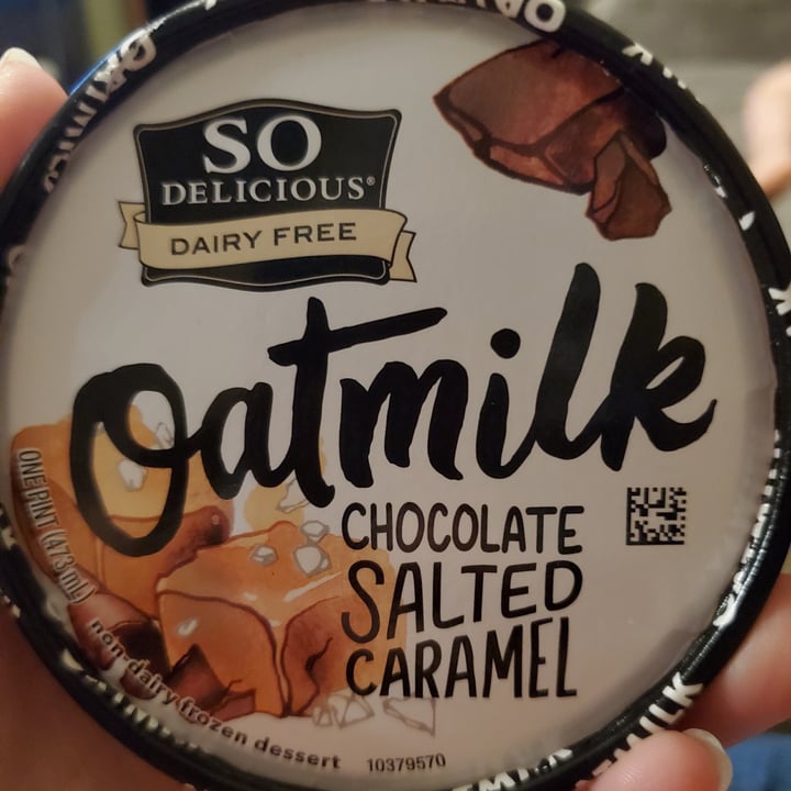 photo of So Delicious Dairy Free Salted Caramel Cluster Cashewmilk Frozen Dessert shared by @sugarfiend on  07 May 2020 - review
