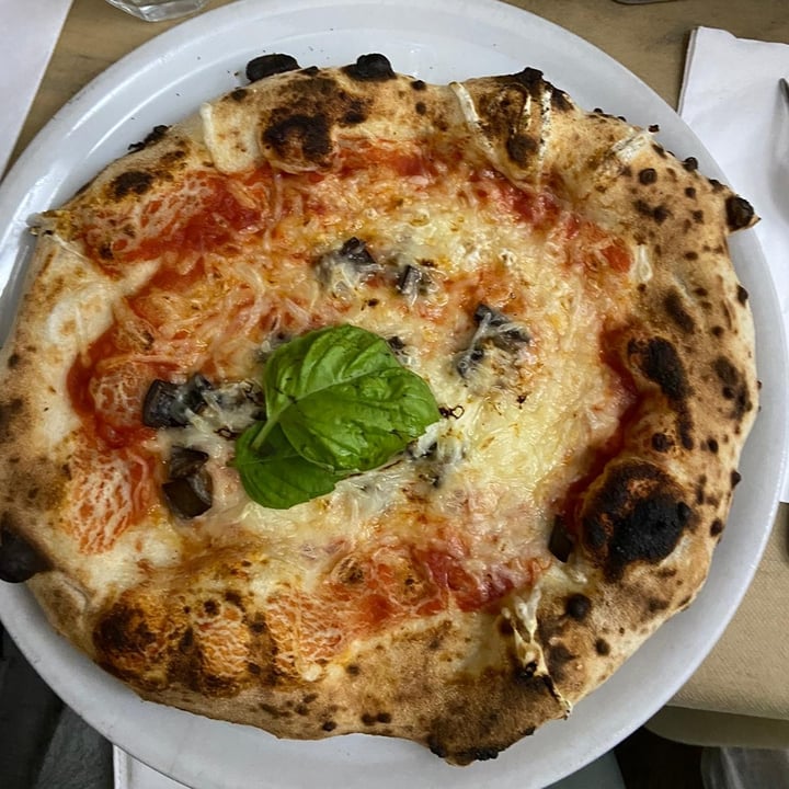 photo of Frankie's Bar Pizzeria Sorrento Pizza della Chef shared by @fairyfleri on  03 Sep 2022 - review