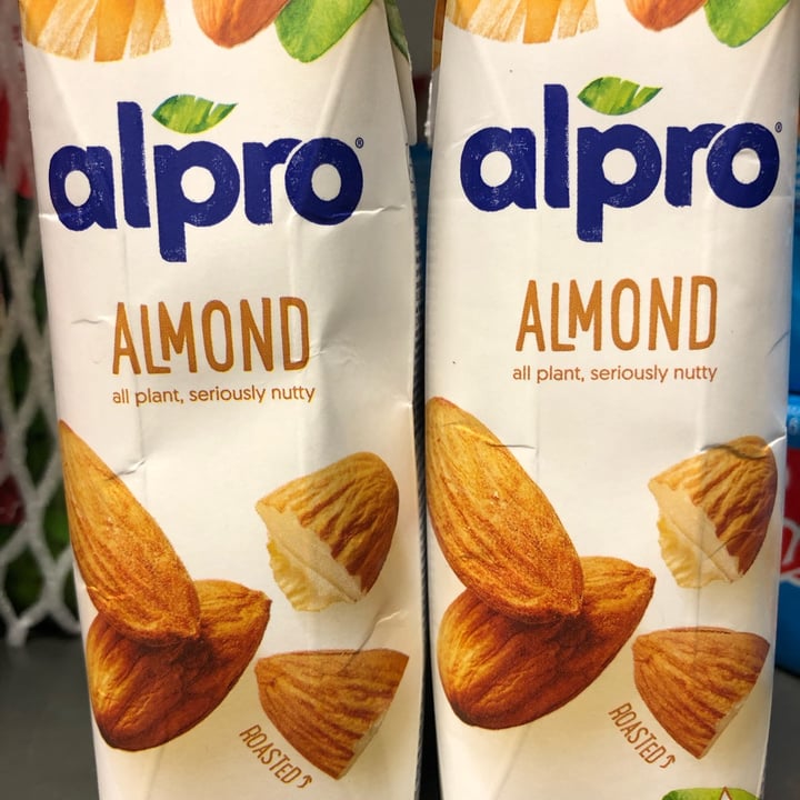 review photo of Alpro Almond Milk shared by @patricializ on 13 Mar 2022 - review