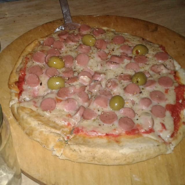 Photo of the dish “Pizza integral "salchichera"”