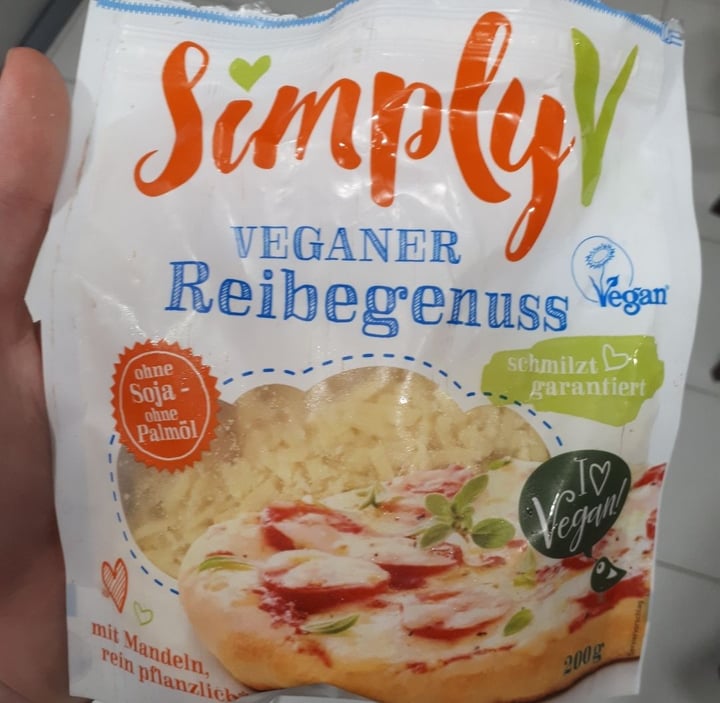 photo of Simply V Reibegenuss Plant Based Gourmet Grated shared by @tofublerk on  28 Jan 2020 - review