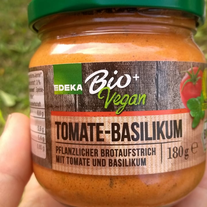 photo of Edeka Bio Tomate Basilikum Aufstrich shared by @felice on  25 Jun 2020 - review