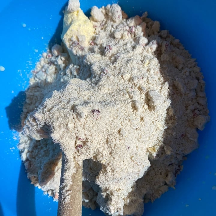 photo of ASDA Vegan berry & coconut breakfast muffin mix shared by @plantfaced on  01 Mar 2022 - review