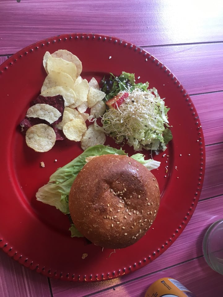 review photo of Temictli Hamburguesa BBQ shared by @johaseul on 27 Feb 2020 - review