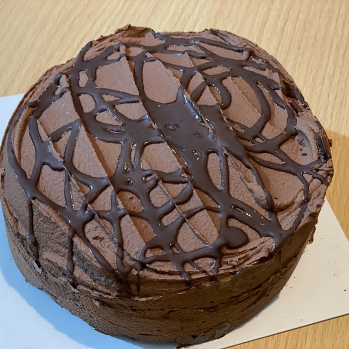 photo of Lazy Day Foods Celebration Chocolate cake shared by @agambhir5 on  20 Mar 2022 - review