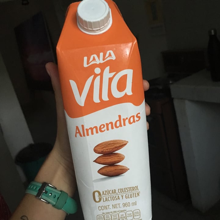 photo of Vita LALA Lala Vita Leche De Alemendras shared by @vgntraveler on  10 Sep 2020 - review