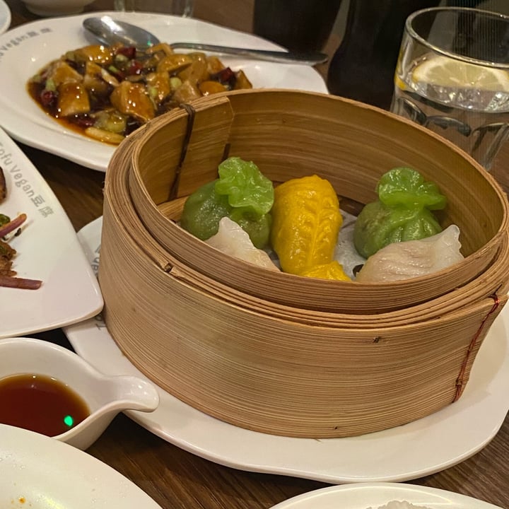 photo of Tofu Vegan Assorted Dim Sum shared by @veganmiranda on  26 Feb 2022 - review