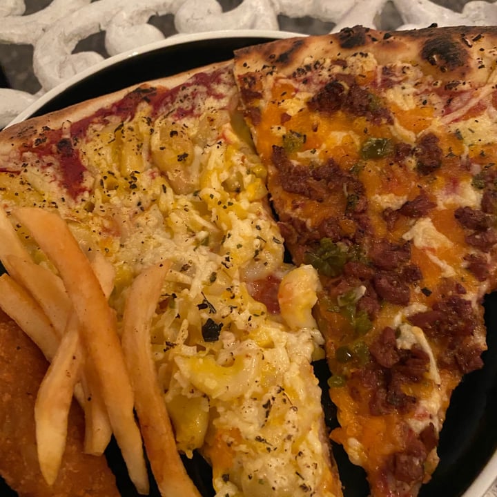 review photo of Ixteriolo's Pizza Micha & Micha shared by @lavacavegana on 20 Feb 2022 - review