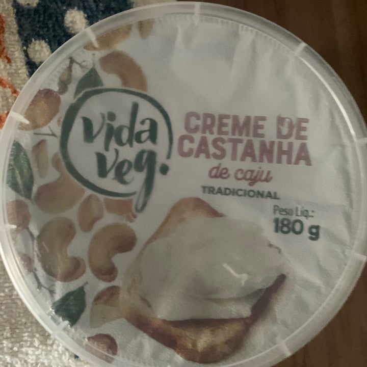 photo of Vida Veg creme de castanha shared by @danibatista on  08 Oct 2022 - review