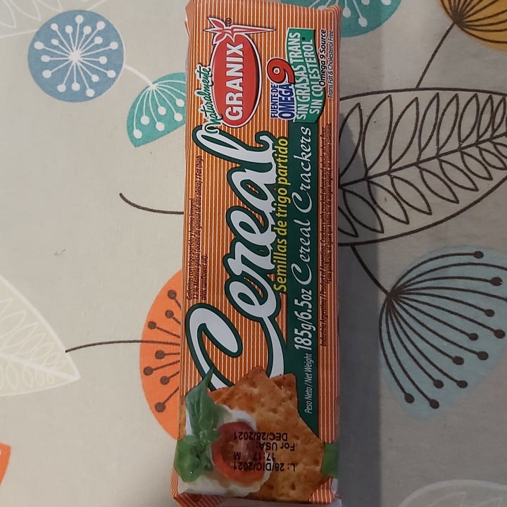 photo of Granix Galletas Cereal Crackers con Semillas de trigo partidas shared by @larasumiacher on  05 Jun 2021 - review