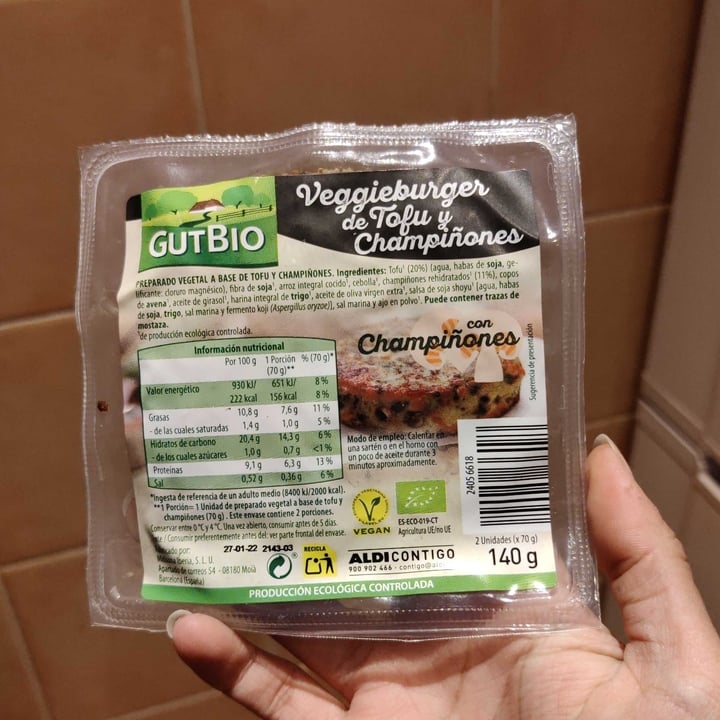 photo of GutBio Veggieburger tofu y champiñones shared by @verolero on  10 Dec 2021 - review