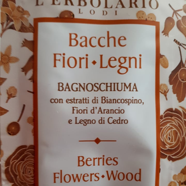 photo of L’Erbolario Bacche Fiori e Legni Bagnoschiuma shared by @ritavegan on  26 Sep 2022 - review