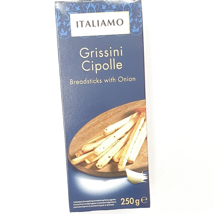 photo of Italiamo Grissini Cipolle shared by @mariencd on  30 May 2020 - review