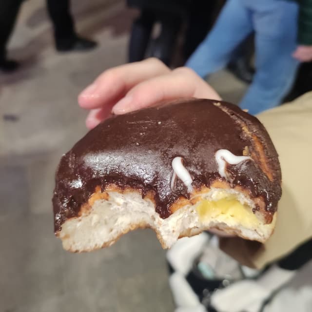 Photo of the dish “Chocolate & vanilla cream”