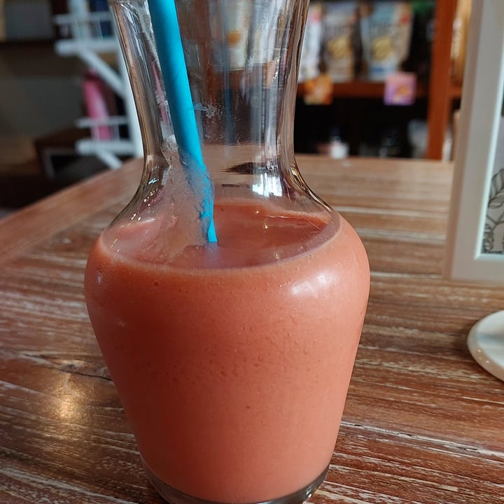 photo of Bodhi Leaf Eatery Pinky Guava Smoothie shared by @ica4bontang on  26 Oct 2022 - review