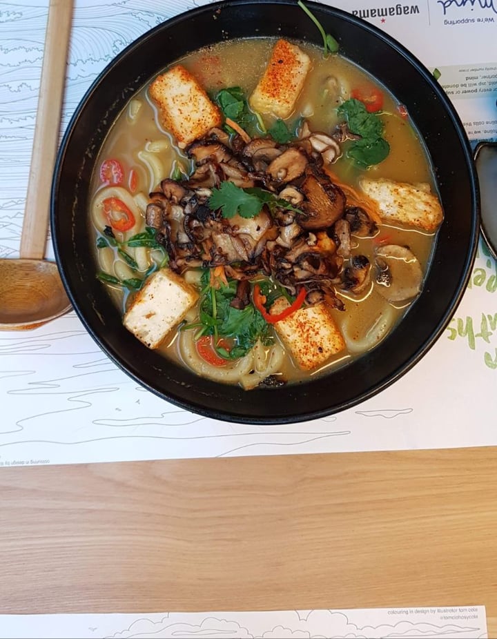 photo of Wagamama Kingston upon Thames Kare buroso ramen shared by @stcfthots on  02 Apr 2020 - review