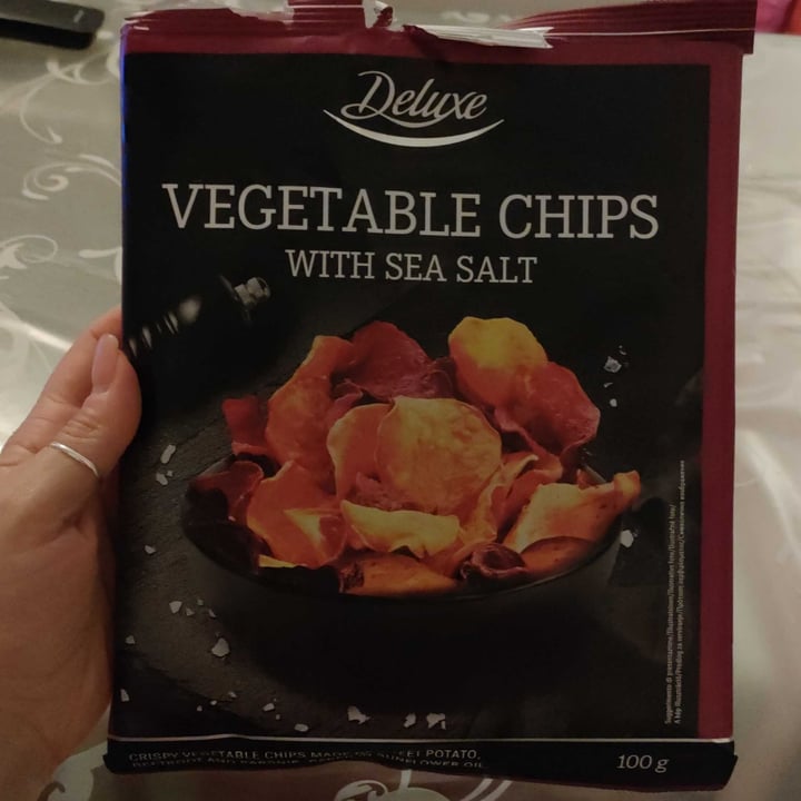 photo of Deluxe Vegetable chips shared by @birretta78 on  28 Apr 2022 - review