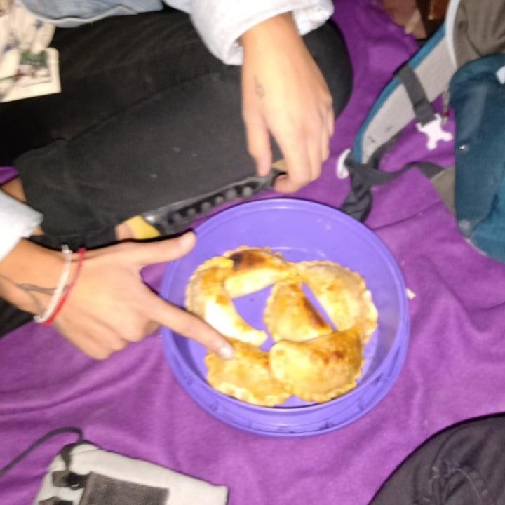 review photo of Cine debate mendoza Empanadas De Verduras shared by @manuinterlandi on 22 Mar 2021 - review